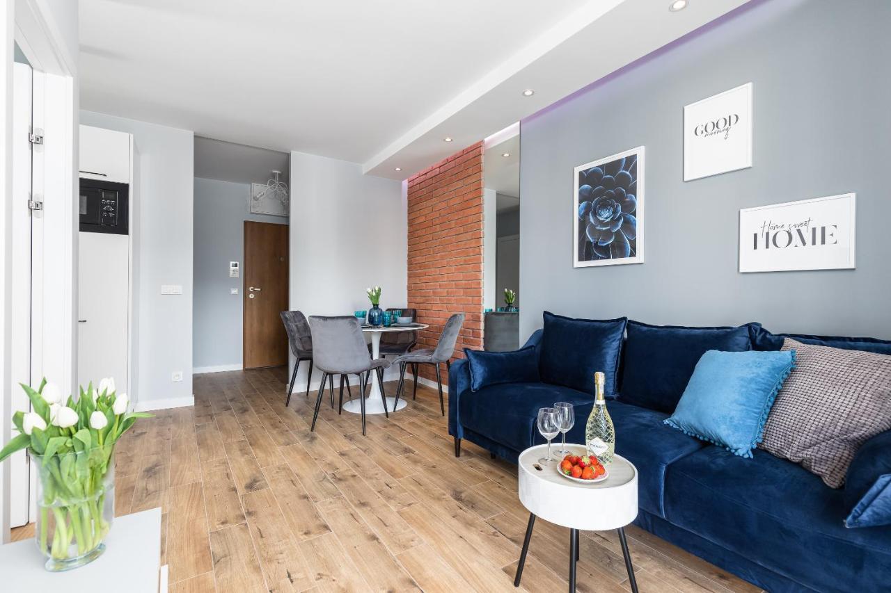 Apartment Premium New Town Private Parking Included
